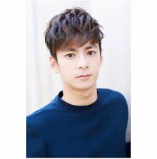 Yamaguchi Takaya (Shindo Rintaro/Kamen Rider Blades) Birthday: January 31,  1997 Birthplace: Kanagawa Prefecture hobby: Drive, sneakers collecting  Agency: Stardust (section 1) *Same agency with Yokohama Ryusei(Toq4)  Currently he does not use any