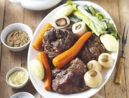 10 Conseils Pour Reussir Le Pot Au Feu A Coup Sur Pot Au Feu Recettes De Cuisine Recette