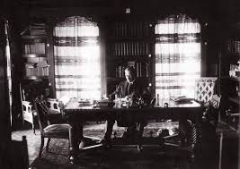 Ataturk Un Bilgeligi Ve Edebi Yonu Mustafakemalim Evler Bina Koy Evi