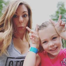 Matt & Melissa Short (@mrmrsstackd) • Instagram photos and videos