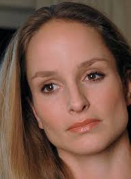 Interview: Lara-Joy Körner zu Lara-Joy Körner zu Mord in bester  Gesellschaft