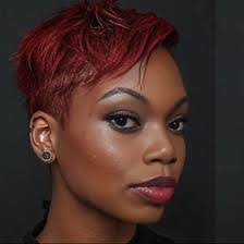 Ikia Hennings's Instagram, Twitter & Facebook