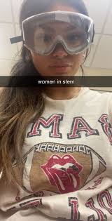 Crystal Pena (@crystalpenaaaa)