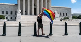 Перевод слова pride, американское и британское произношение, транскрипция, словосочетания, однокоренные слова, примеры использования. Zmqmqhujnzmpkm