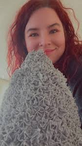 Star Tip Cake Creation and Reactions