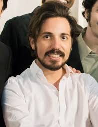 Victor Arauz's Instagram, Twitter & Facebook