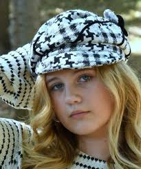 beginner photographer seeking advice and editing software