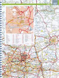 Hoe kom ik met auto of openbaar vervoer in ierland? Wegenatlas Groot Brittannie Engeland Schotland Ierland 2021 Michelin 9782067244481 Reisboekwinkel De Zwerver