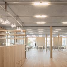 Located In Ludwigsburg Is Hotelbauhofstrasse A Sustainable Building With Eyes On The Future Designed By Stuttgart Based Practice En 2020 Iluminacion Comentarios