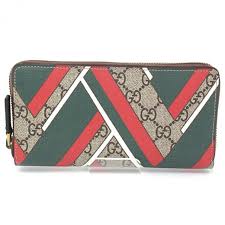 To determine if a gucci bag is fake or real start with the pockets. Gucci Wallet From Gucci Accuweather Shop