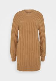 Today is my birthday (33 years young!), so my husband and i are celebrating with a special weekend at a famous italian. Hollister Co Sweater Dress Jumper Dress Tan Camel Zalando De