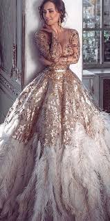 24 Beautiful Feather Wedding Dresses Trend For 2017 Wedding Dress With Feathers Wedding Dress Trends Gowns