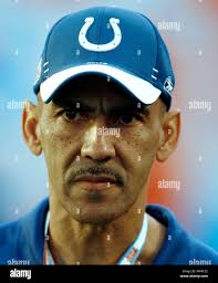 Gary head hi-res stock photography and images