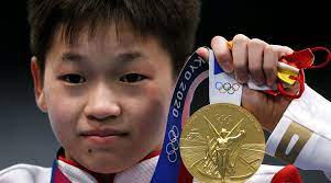 Die chinesin quan hongchan hat im turmspringen die goldmedaille gewonnen. Ixvq Zbdga Utm