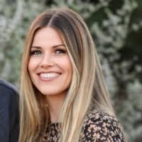 Karen Kipp's Instagram, Twitter & Facebook