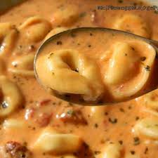 Creamy Tomato Tortellini Soup Recipe Recipe Food Tomato Tortellini Soup Recipes