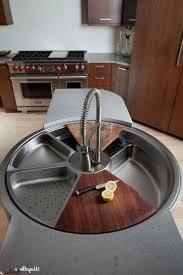 Kleines Waschbecken Kuche Rund Beweglicher Wasserhahn Schneidebrett Holz Gasoffen Kuchenschranke Holz Kuche Waschbecken Waschbecken Kuchenspule