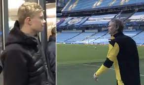 Pep keeps transfer policy despite praising haaland. Erling Haaland May Have Already Hinted He Would Pick Man City Transfer Over Man Utd Football Sport Express Co Uk