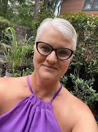 paramedics struggling with low morale and high stress