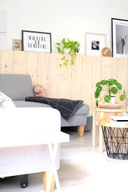 Weitere ideen zu diy wohnzimmer, wohnzimmer, diy lampen. Diy Holzwand Skandinavisch Wohnen Mit Fichtenholz Gingered Things