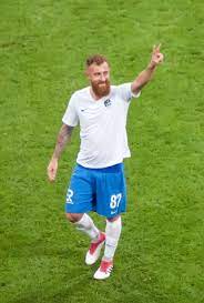 Офанзивният футболист тренира индивидуално вчера. Karapetyan Aleksandr Futbolist Vikipediya