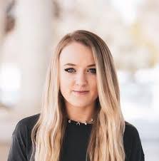 Brenda Oliver's Instagram, Twitter & Facebook