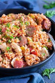 Jambalaya is a quintessential one pot recipe with chicken, sausage, shrimp and rice! Wurst Huhnchen Cajun Jambalaya Gluten Frei Einfaches Und Gesundes Rezept
