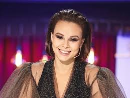 Monika bagárová (26) se spolu s přítelem, zápasníkem mma machmudem muradovem těší na monika bagárová foto: Porotkyna Superstar Monika Bagarova Porodila Taketo Exoticke Meno Dostala Dcerka Galeria Topky Sk