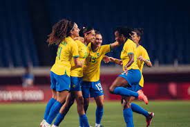 Ссылки на все трансляции — в конце материала. Selecao Feminina De Futebol Vence E Garante Vaga Nas Quartas De Final Da Olimpiada De Toquio Portal A7