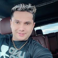 Is it safe to drive from the US to Panama?