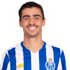 Rodrigo conceição prefers to play with right foot. Liga Portugal