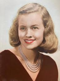 Mary Florence's Instagram, Twitter & Facebook