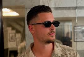 Lucas Estrada Music & Downloads