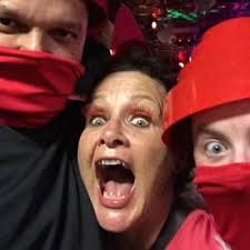 Sandy George (@scoopgeorge)