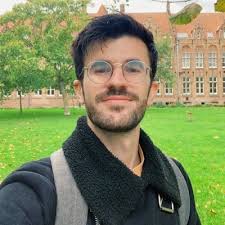 unreliable narrator (@lauren_bliss10)