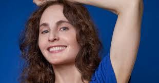 Sara Melson's Instagram, Twitter & Facebook