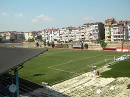 Bununla birlikte fatih karagümrük'ün süper lig'de oynayacağı stadyum araştırılmaya başlandı. Fatih Karagumruk Wikipedia