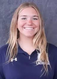 Kelly Bragg's Instagram, Twitter & Facebook