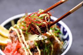 Delicious Karaage Don Japanese Fried Chicken Donburi Sudachi Recipes Recipe In 2021 Donburi Recipe Japanese Fried Chicken Chicken Donburi Recipe