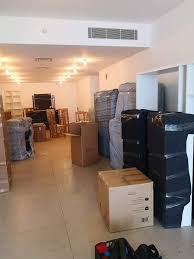 نقل اثاث مع تغليف ابوظبي