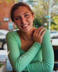 Heidi Blakely's Instagram, Twitter & Facebook