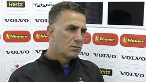 ברוך הבא ברק בכר. המאמן חתם במועדון ויחל היום בעבודתו. לאחר החתימה אמר:  "זהו רגע שמח. החיבור שלי עם המועדון הוא מגיל צעיר וזה מקום מיוחד עבורי.  מודה על האמון, מצפה להתחיל