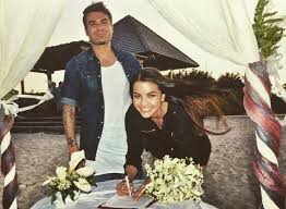 Apoi, ea a devenit doamna mutu. Adrian Mutu A Recunoscut De Ce Au EÈ™uat CÄƒsniciile Sale Ca BÄƒrbat Ar Fi Bine SÄƒ Faci Asta Stiri Pe Surse Cele Mai Noi Stiri