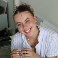 2500+ "Maxine" profiles