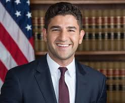 Judge Nixes Some Disciplinary Charges Against Ex-Bar Executive Joe Dunn