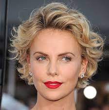 10 Stunning Hairstyles For Short Hair Loose Curls Hairstyles Short Hair Styles Thick Hair Styles