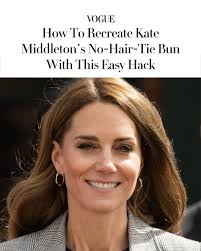 🔗: https://voguemagazine.visitlink.me/iCkJOW No hair tie, no problem!