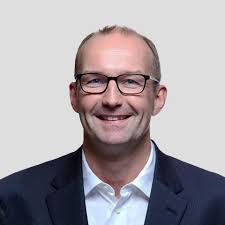 Jan Freitag's Instagram, Twitter & Facebook