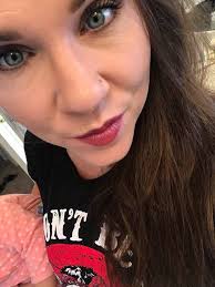 Multi-use makeup products for eyes and lips