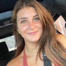 Kendra Cofield's Instagram, Twitter & Facebook